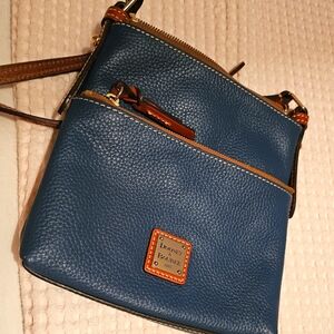 Dooney & BOURKE Crossbody